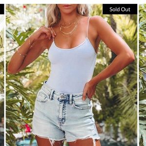 VICI BODYSUIT NWOT SZ SMALL